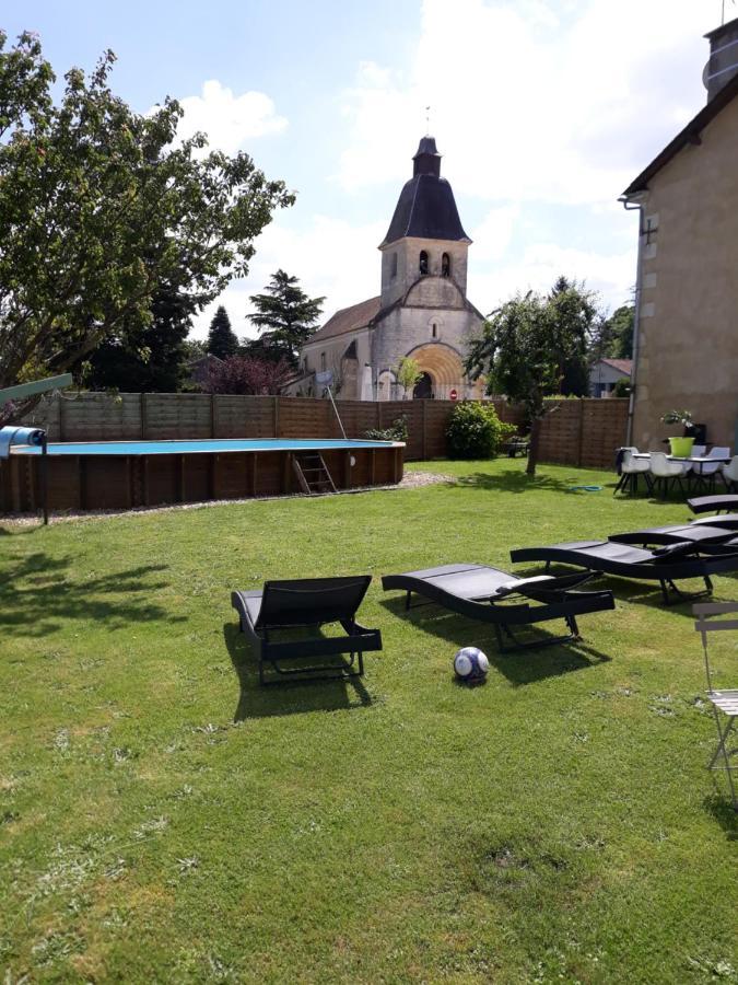 Hotel Hôtes de l'Isle à Saint-Medard-de-Mussidan Extérieur photo