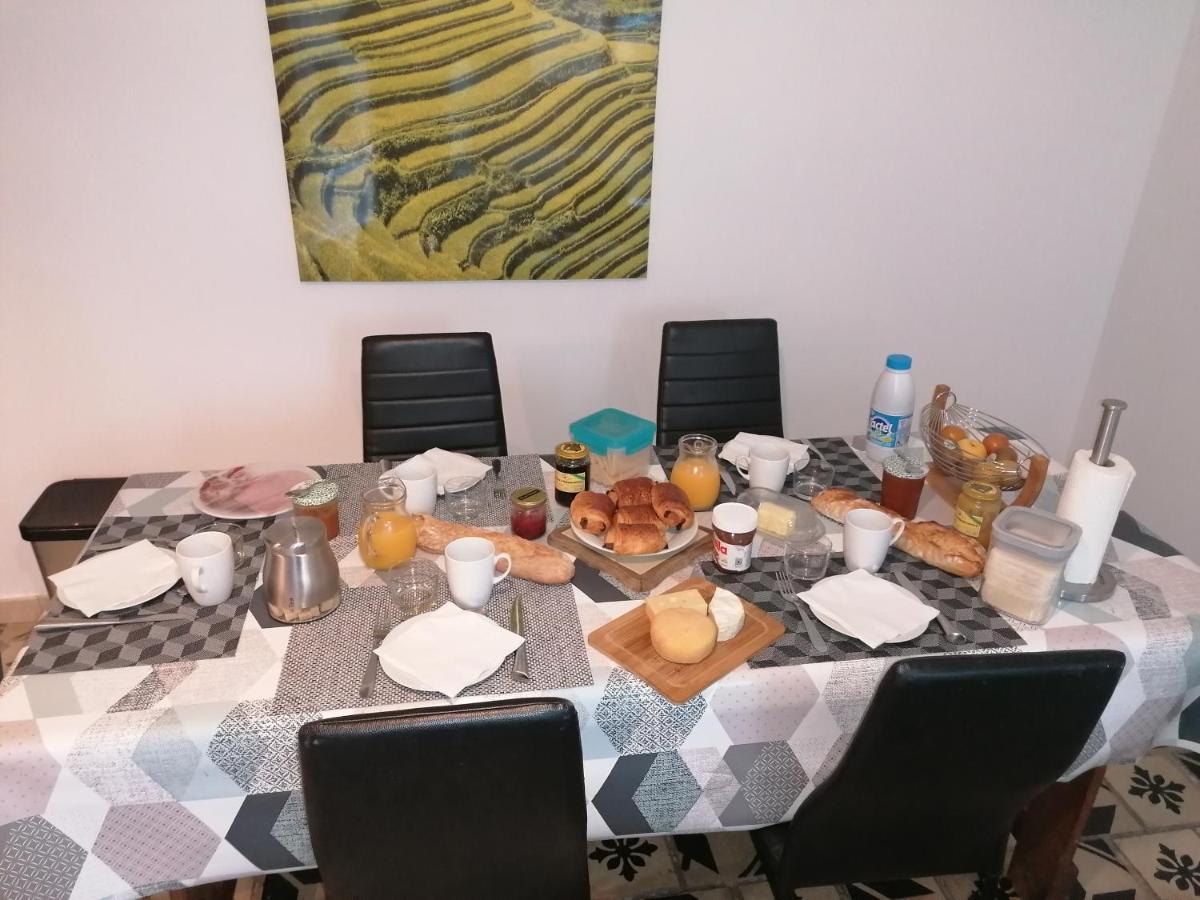 Hôtes de l'Isle Saint-Medard-de-Mussidan Extérieur photo